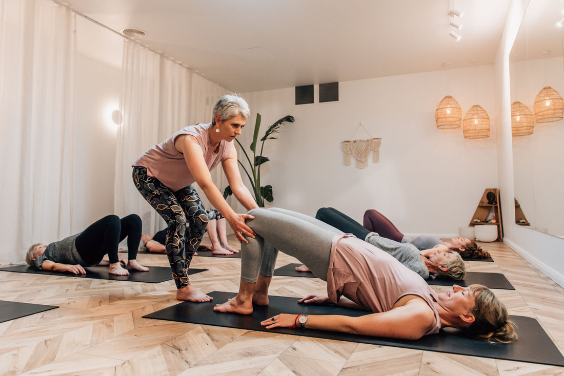 What is the difference between Reformer Combo Pilates, Studio Pilates and Mat  Pilates classes - and which one is right for me? - Mountain Pilates Bright